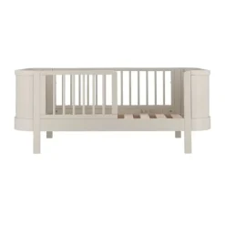 Bopita Heya Peuterbed - 70 x 140 cm - Walnoot