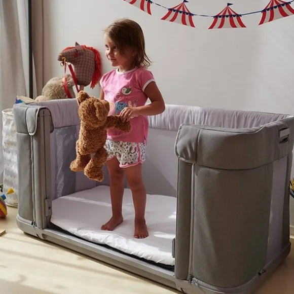 Chicco Next2Me Forever Co-sleeper Moon Grey