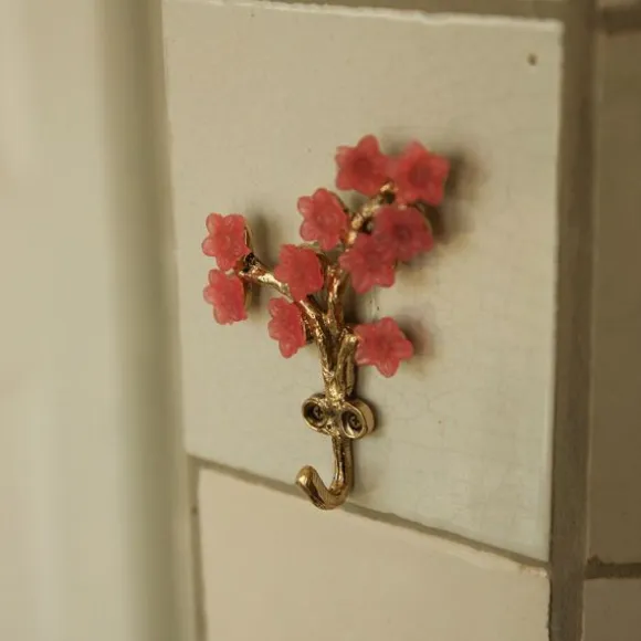 Doing Goods Wandhaak - Elodie Bloem - Messing met Roze Bloemen