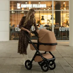 Dubatti One E6 Kinderwagen Dark Brown / Walnut Brown | Dubatti by Römer Autostoeltje Babysafe Pro | Vario Base 5Z