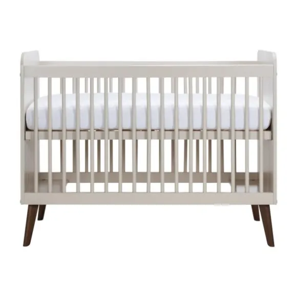 Europe Baby Olivia II Ledikant 60 x 120 cm - Oatmeal / Walnoot - Retro