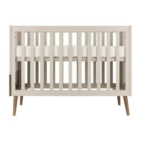 Europe Baby Sev Babykamer Oatmeal/Walnoot | Ledikant 60x120 + Commode
