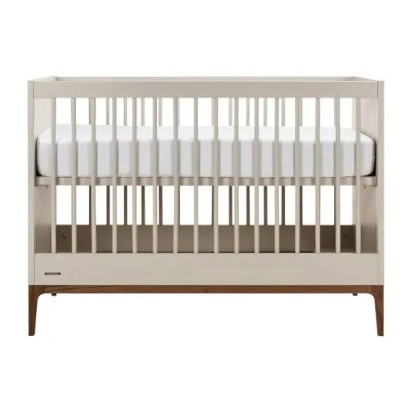 Kidsmill Intense Babykamer Oatmeal/Walnoot | Ledikant 60 x 120 cm + Commode