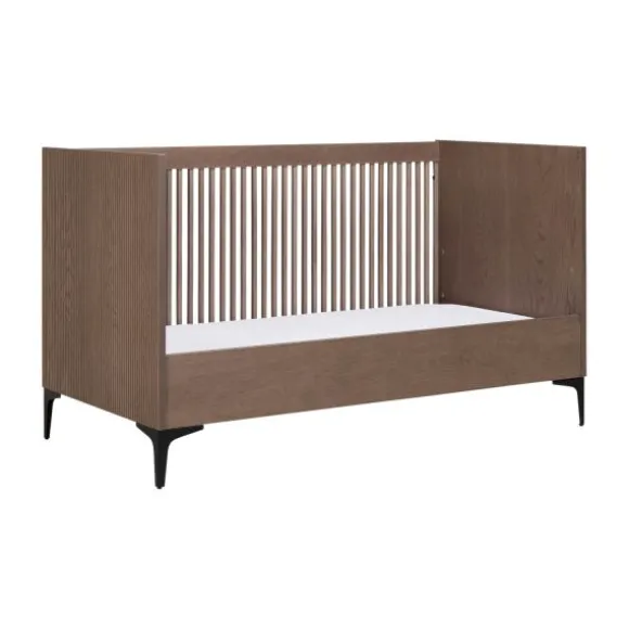 Kidsmill Levi Babykamer Incl. Rechte Potenset Walnoot | Ledikant 60 x 120 cm + Commode