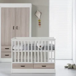 Kidsmill Newport Babykamer Wit / Eiken | Bed 60 x 120 cm + Commode