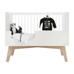 Kidsmill Sixties Babybed Wit Mat / Naturel 70 x 140 cm