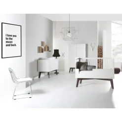 Kidsmill Sixties Babykamer Wit Mat / Walnoot | Bed 60 x 120 cm + Commode