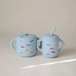 Mushie Siliconen Oefenbeker Met Rietje - Retro Cars