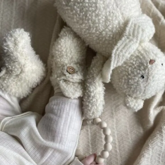 Smallstuff Activity Bear - Bouclé Merino Wool - Off White
