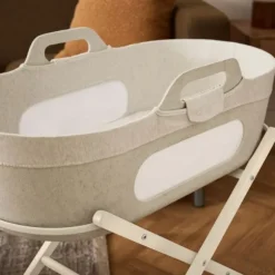 Snuz SnüzBaskit Moses Basket + Stand Set - Dove/Light Grey/Grey