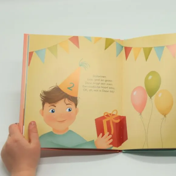 Tes & Raf Kinderboek - Feest in 'Het Poppenhuis'